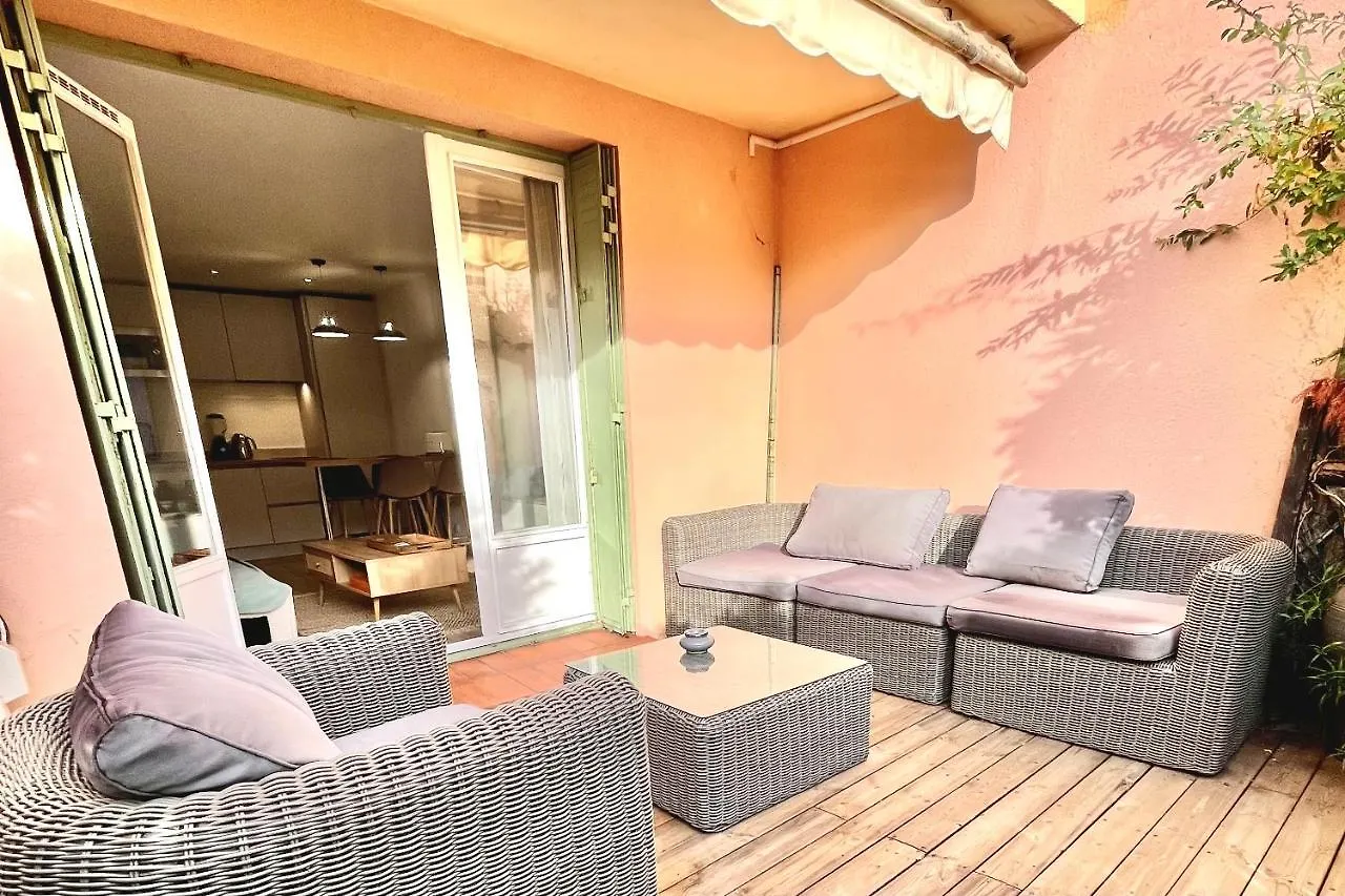 Appartement Magnifique 2 Chambres Terrasse Et Parking Saint-Tropez